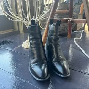 Tony Bianco Shoes Tony Bianco Hampton Black Calais Ankle